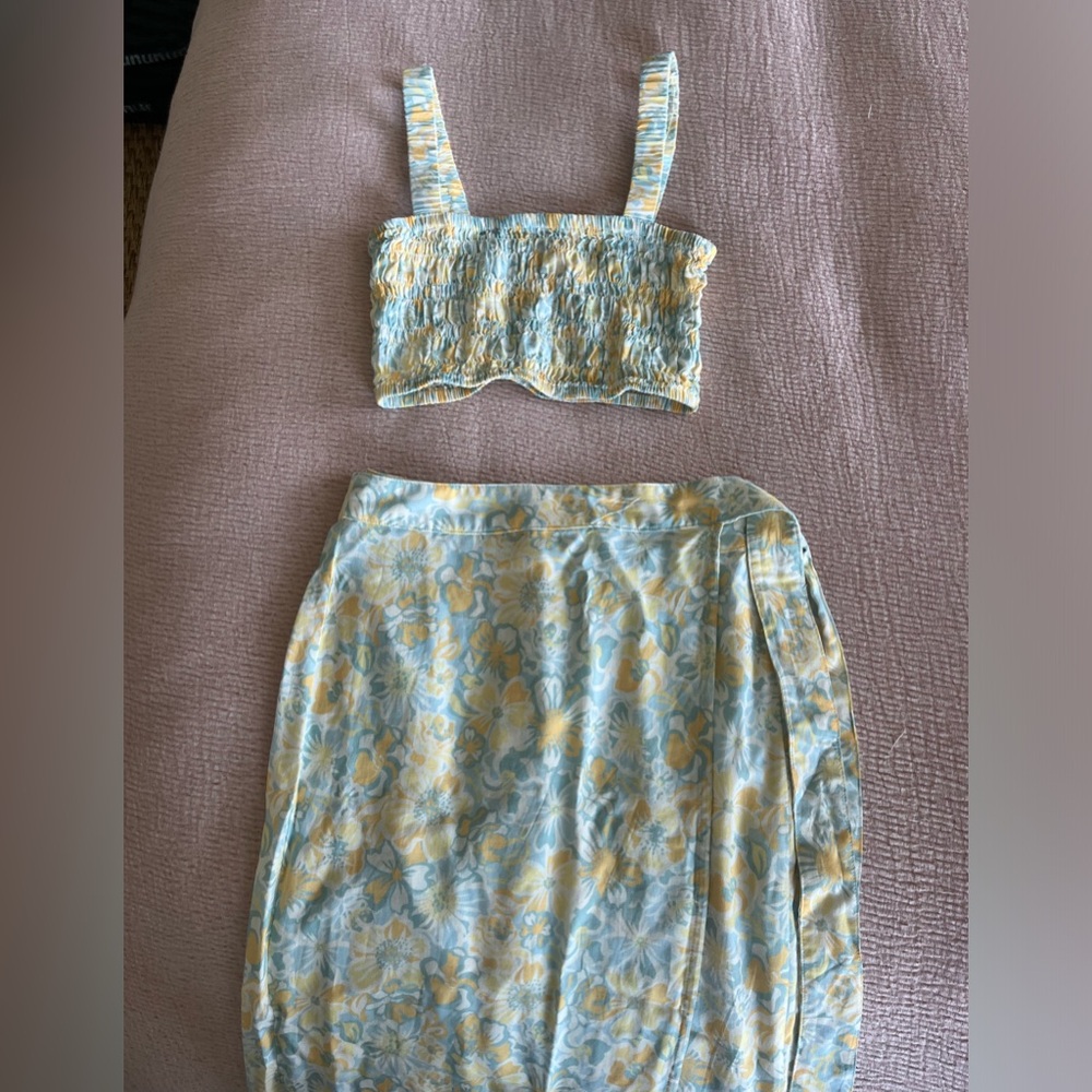 Rhythm Floral Set